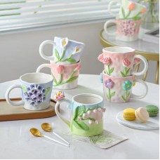 Kabartmalı Motifli Tasarım Çiçekler Seramik Kupa Bardak